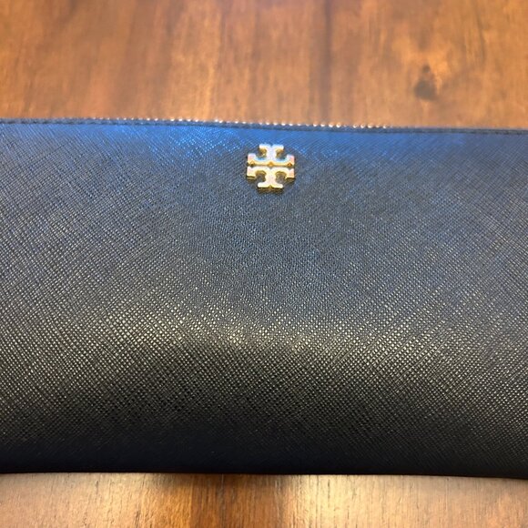 Tory Burch Women's Robinson Saffiano Continental Wallet Black - Picture 4 of 16